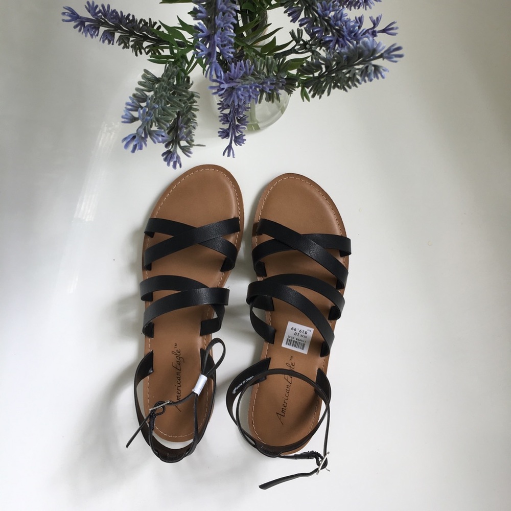 Black sandals with straps!!